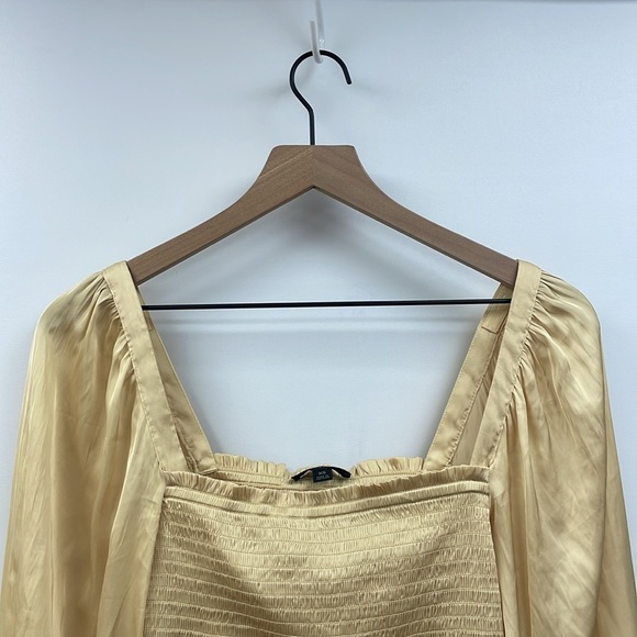 NWOT J. Crew Satin Puff Sleeve Square Neck Smocked Crop Blouse Golden Yellow XS - Picture 2 of 7